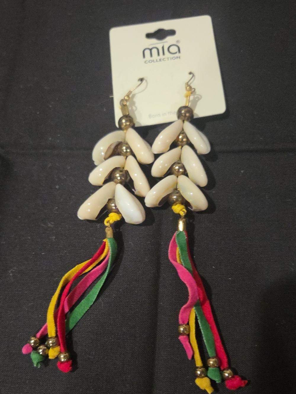 MIA COLLECTION EARRINGS